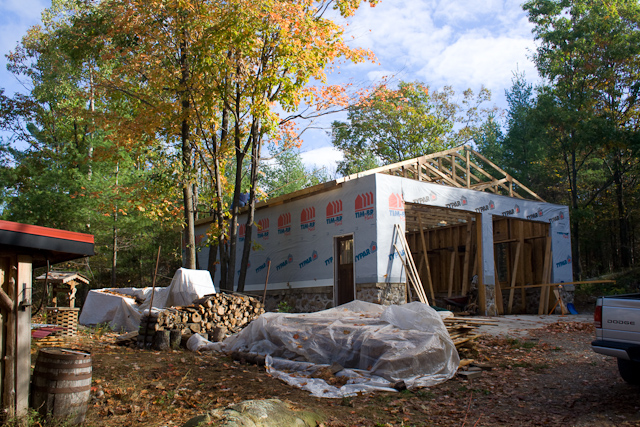 The garage gets a roof and some edging bits.